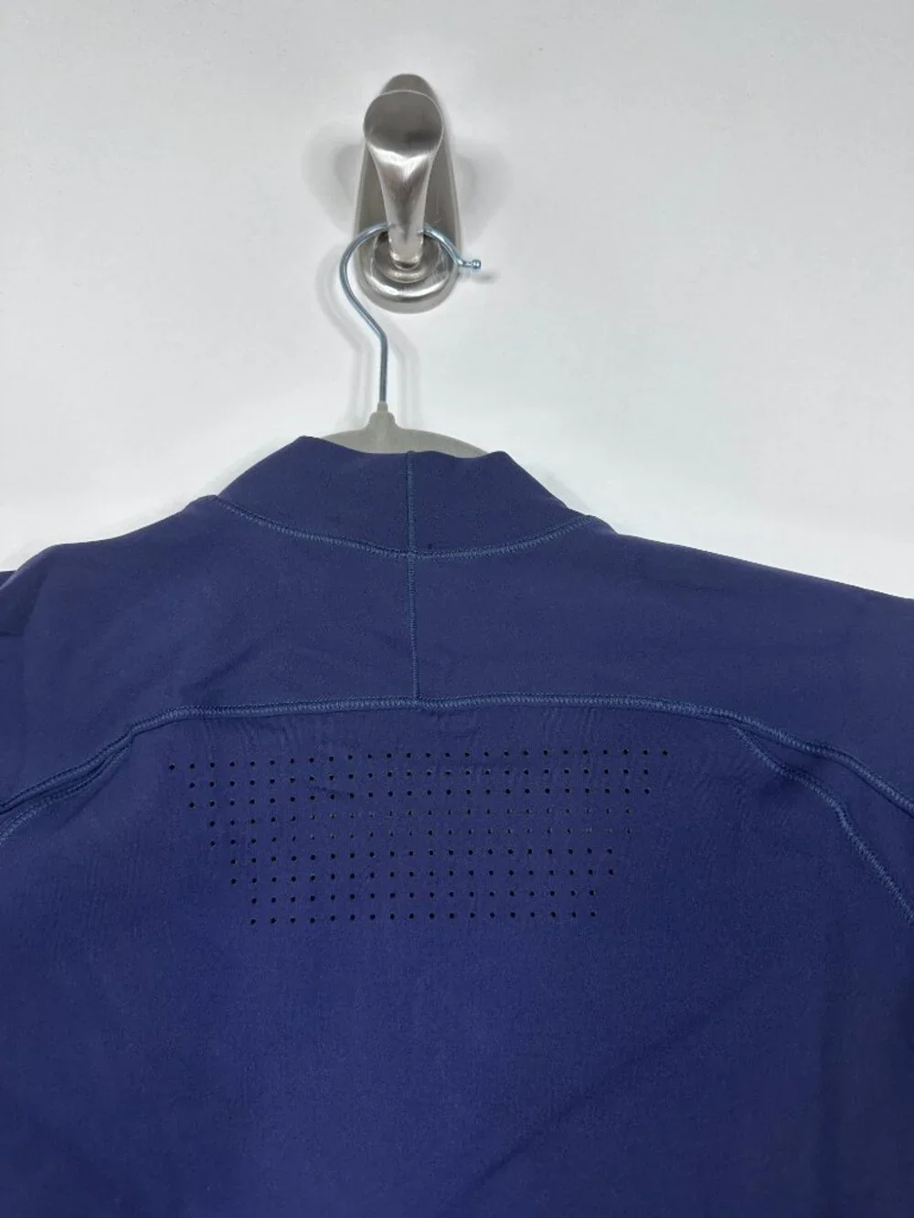NWT Endeavor DRYFORCE® Long Sleeve Mock Neck French Navy XS Performance Workout